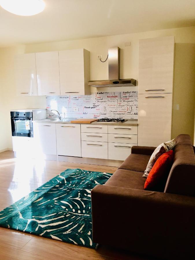 Apartament Residenza Elena Rimini Zewnętrze zdjęcie