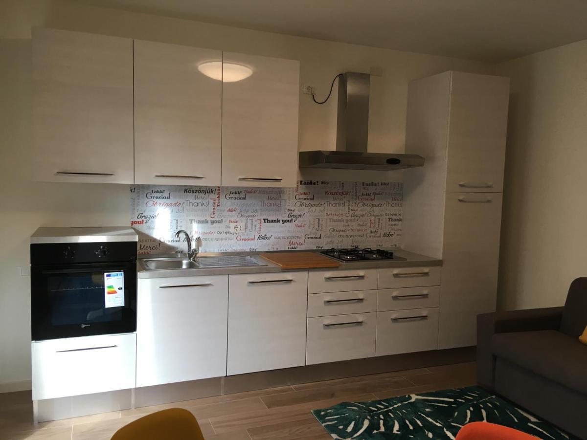 Apartament Residenza Elena Rimini Zewnętrze zdjęcie